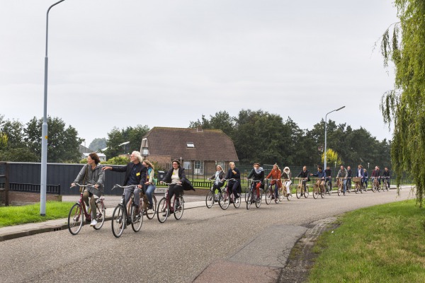 Fietstocht langs alle hoogte- en dieptepunten van Rijsenhout tijdens Urban Lab 1 | Foto: Podium voor Architectuur