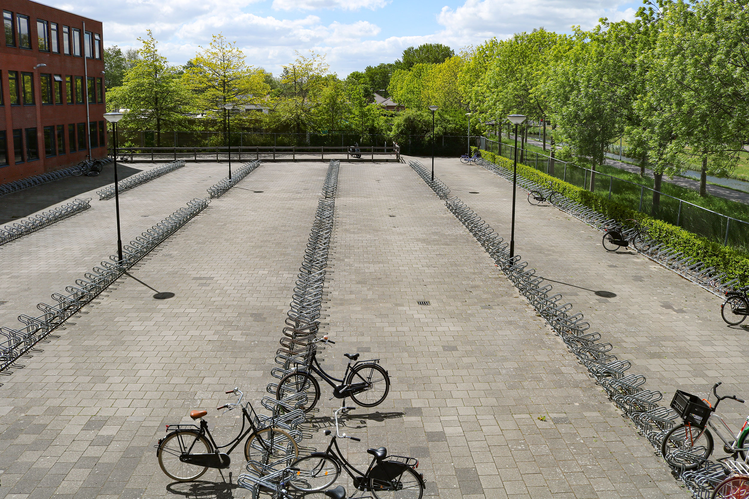 Een leeg technasium Kaj Munk College.